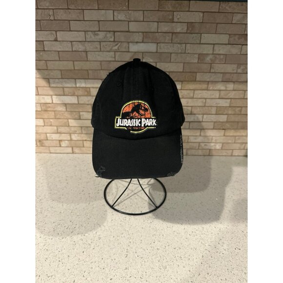 Universal Studios EUniversal Studios Exclusive Jurassic Park Black Baseball Cap - Picture 1 of 6